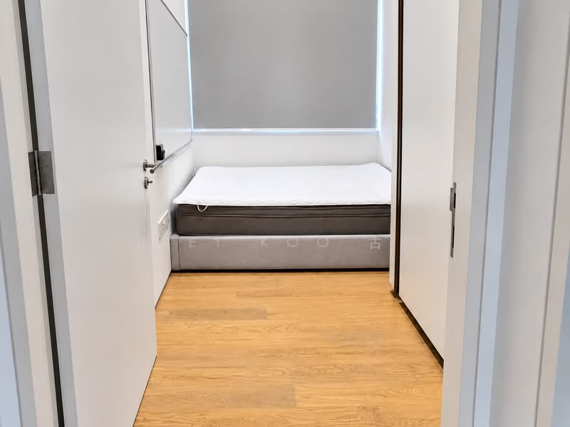 Sloane Residences, 17 Balmoral Road, 2 Bedrooms, 743 sqft, Condominium For Sale, by Casey Koo 古家进, 500176402 - Bedroom - PropertyGuru.com.sg