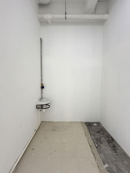 740 Bedok Reservoir Road, Bedok Reservoir Road Bedok North Road, 90 sqft, Shop / Shophouse For Rent, by Tommy Kwek, 500176406 - Interior - CommercialGuru.com.sg