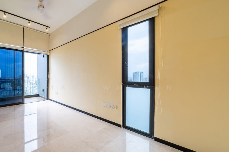 Cradels, 10 Lorong Limau, 2 Bedrooms, 1,173 sqft, Condominium For Sale, by Tang Wai Mun, 500176407 - Balcony - PropertyGuru.com.sg