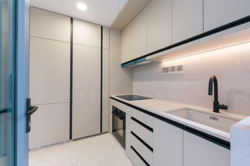 Hill House, 10A-11 Institution Hill, 10B, 3 Bedrooms, 753 sqft, Condominium For Rent, by Karen Chua, 500176410 - Kitchen - PropertyGuru.com.sg