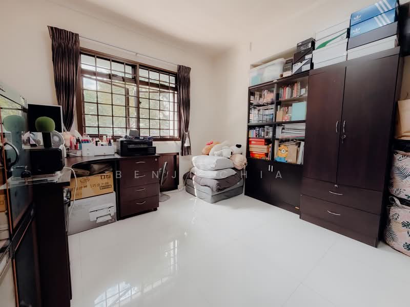 14A Lorong 7 Toa Payoh, 14A Lorong 7 Toa Payoh, 3 Bedrooms, 1,291 sqft, HDB Flat For Sale, by Benji Chia, 500176412 - Bedroom - PropertyGuru.com.sg