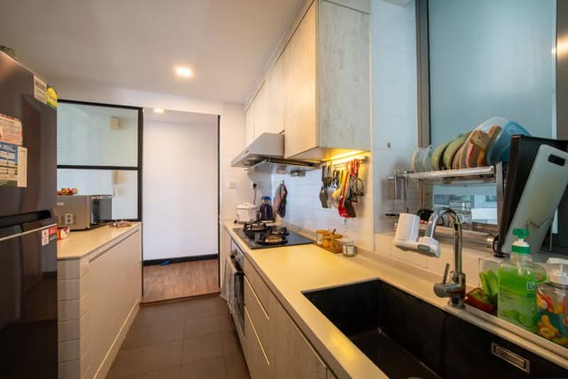 Tanamera Crest, 6 Pari Dedap Walk, 3 Bedrooms, 1,205 sqft, Condominium For Sale, by JOREEN LIM, 500176413 - Kitchen - PropertyGuru.com.sg
