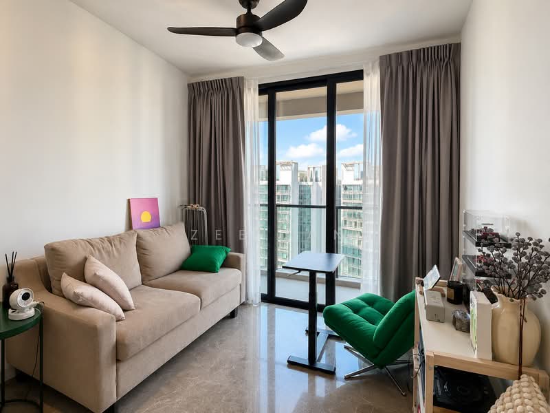 Irwell Hill Residences, 6 Irwell Hill, 1 Bedroom, 506 sqft, Condominium For Sale, by Zee Tan, 500176414 - Living Room - PropertyGuru.com.sg