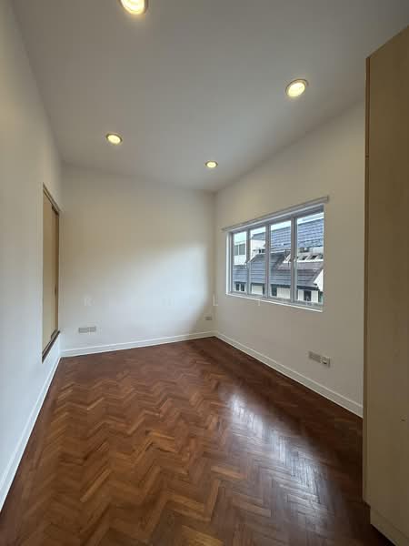 HUA GUAN BEE SAN few mins to KAP MRT, , 4 Bedrooms, 2,400 sqft, Semi-Detached House For Sale, by Rachel Tan, 500176417 - PropertyGuru.com.sg
