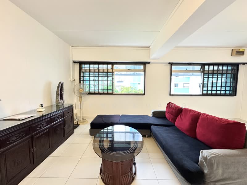 346 Choa Chu Kang Loop, 346 Choa Chu Kang Loop, 4 Bedrooms, 1,323 sqft, HDB Flat For Sale, by Edmund Chang, 500176422 - Living Room - PropertyGuru.com.sg