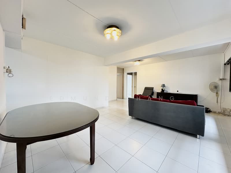 346 Choa Chu Kang Loop, 346 Choa Chu Kang Loop, 4 Bedrooms, 1,323 sqft, HDB Flat For Sale, by Edmund Chang, 500176422 - Living Room - PropertyGuru.com.sg