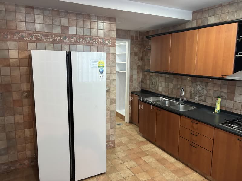Crescendo Park, 6 Jalan Tua Kong, 4 Bedrooms, 2,518 sqft, Condominium For Rent, by Mohan Murlidhar Harjani, 500176427 - Kitchen - PropertyGuru.com.sg