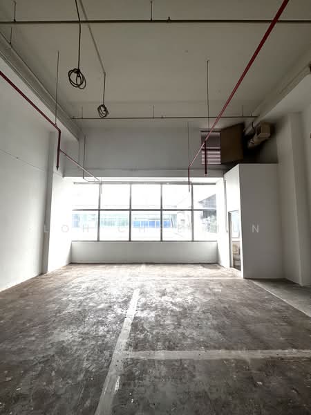 Wcega Plaza, 1 Bukit Batok Crescent, 2,411 sqft, Light Industrial (B1) For Sale, by Loh Chee Mun, 500176431 - Interior - CommercialGuru.com.sg