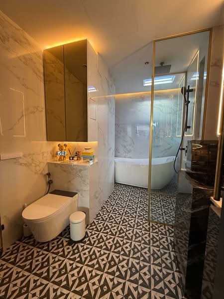 Miro, 1 Lincoln Road, 3 Bedrooms, 1,938 sqft, Condominium For Sale, by CK Ang, 500176447 - Bathroom - PropertyGuru.com.sg