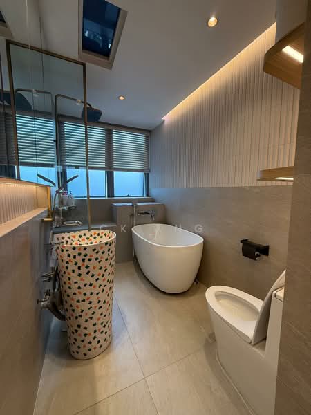 Miro, 1 Lincoln Road, 3 Bedrooms, 1,938 sqft, Condominium For Sale, by CK Ang, 500176447 - Bathroom - PropertyGuru.com.sg