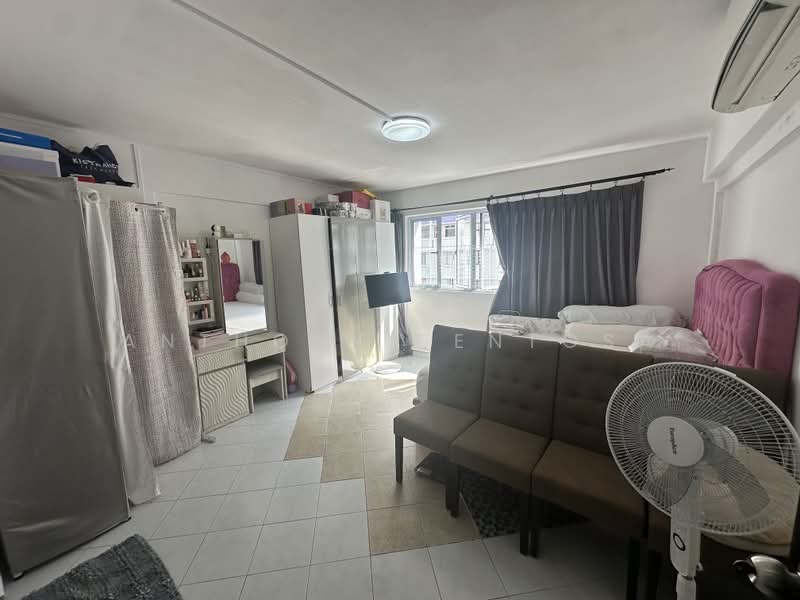 128 Bishan Street 12, 128 Bishan Street 12, 3 Bedrooms, 1,302 sqft, HDB Flat For Sale, by Anthony Sentosa, 500176450 - Master Bedroom - PropertyGuru.com.sg