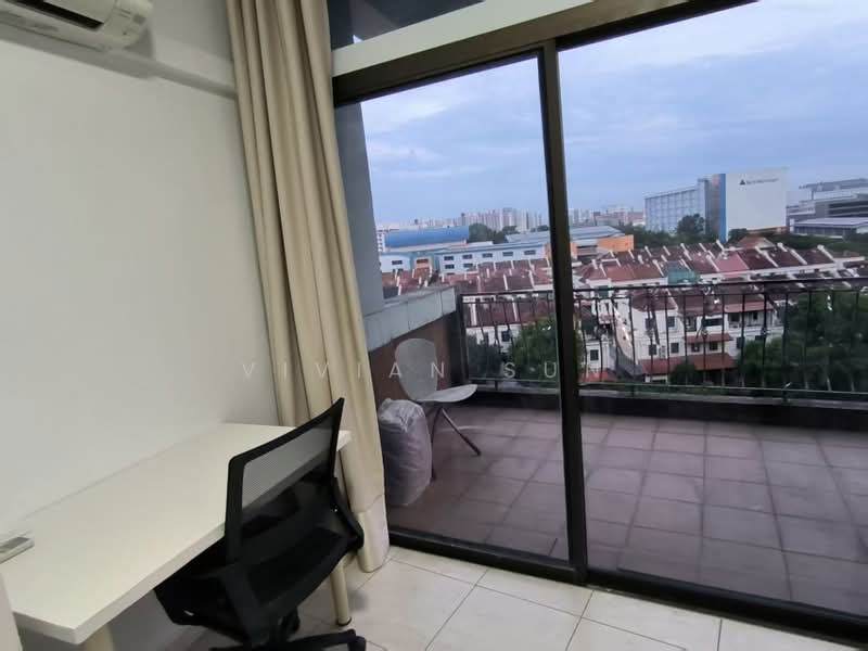 Lakepoint Condo, 2 Lakepoint Drive, Room Rental, 200 sqft, Condominium For Rent, by Vivian Sun, 500176453 - View - PropertyGuru.com.sg
