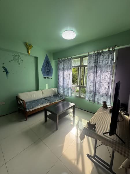 130A Canberra Crescent, 130A Canberra Street, 2 Bedrooms, 731 sqft, HDB Flat For Sale, by Jimmy Kwek, 500176456 - Living Room - PropertyGuru.com.sg