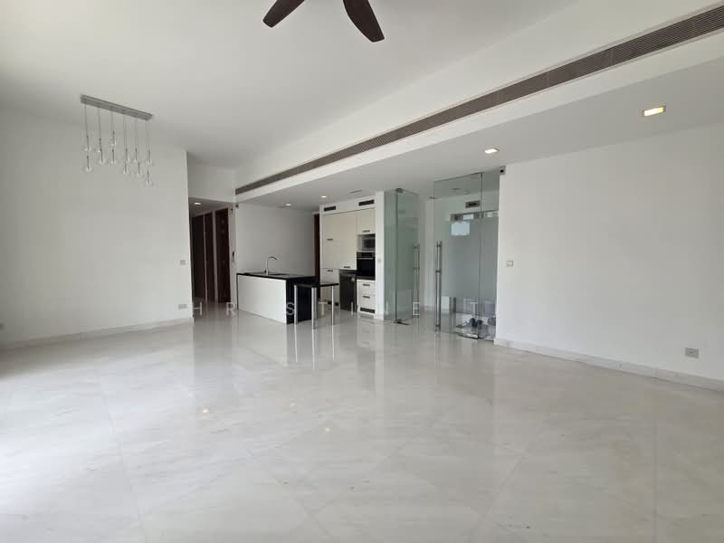 Saint Thomas Suites, 33 St Thomas Walk, 4 Bedrooms, 2,013 sqft, Condominium For Rent, by Christine Teo, 500176470 - Kitchen - PropertyGuru.com.sg