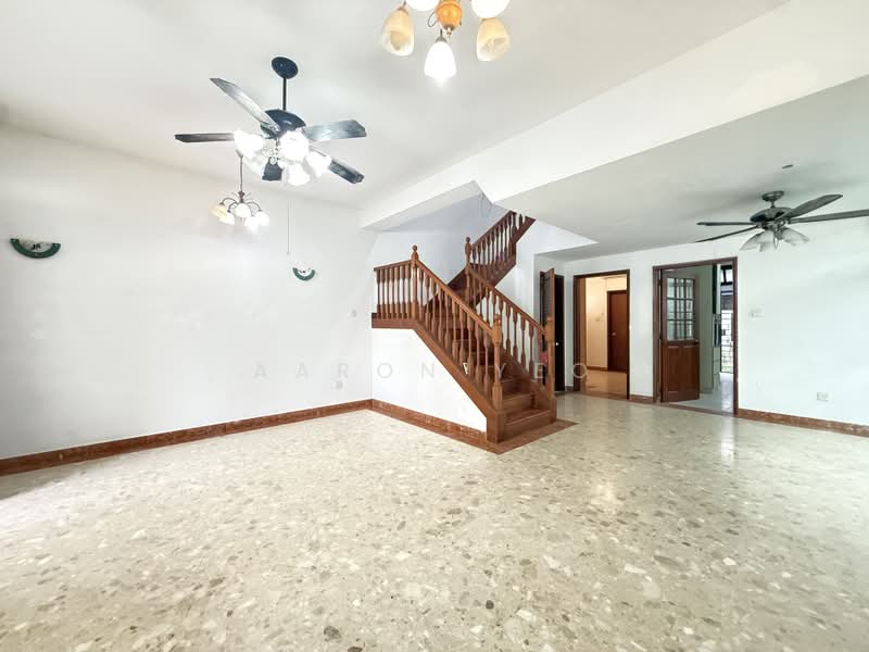 Seletar Hills Estate, Jalan Kelulat, 4 Bedrooms, 2,700 sqft, Corner Terrace For Rent, by Aaron Yeo, 500176473 - Living Room - PropertyGuru.com.sg