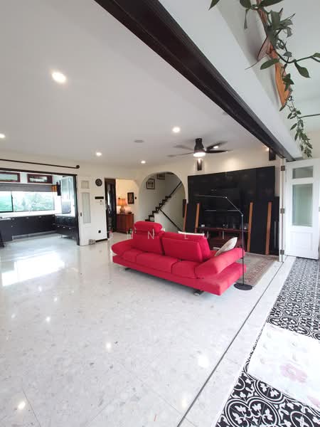 Hillcrest Arcadia, 261 Arcadia Road, 3 Bedrooms, 1,711 sqft, Condominium For Sale, by John Lui, 500176479 - Living Room - PropertyGuru.com.sg