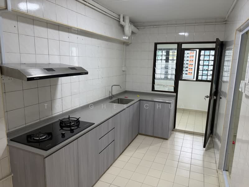 539 Woodlands Drive 16, 539 Woodlands Drive 16, 4 Bedrooms, 121 sqft, HDB Flat For Rent, by Toh Ghee Chuan, 500176489 - Kitchen - PropertyGuru.com.sg