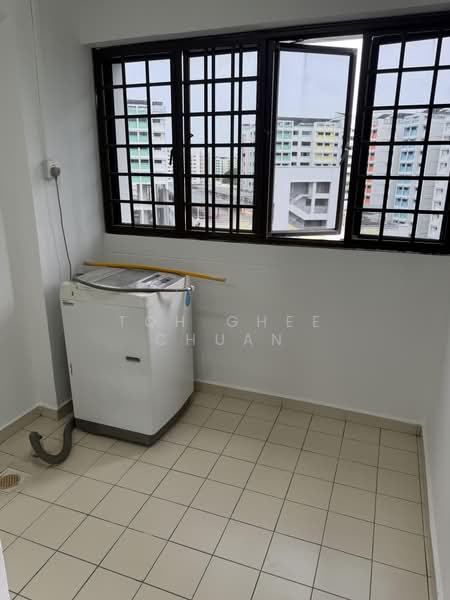 539 Woodlands Drive 16, 539 Woodlands Drive 16, 4 Bedrooms, 121 sqft, HDB Flat For Rent, by Toh Ghee Chuan, 500176489 - Service Yard - PropertyGuru.com.sg