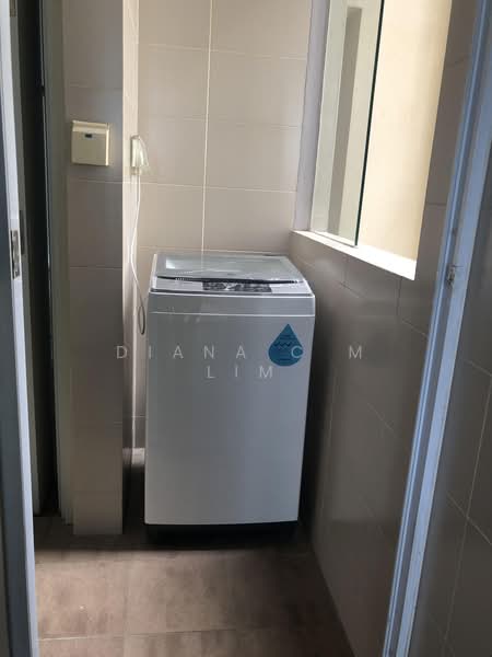 Pristine Heights, 77 Mergui Road, 3 Bedrooms, 1,076 sqft, Apartment For Rent, by Diana C M Lim, 500176510 - Washing machine in Yard - PropertyGuru.com.sg