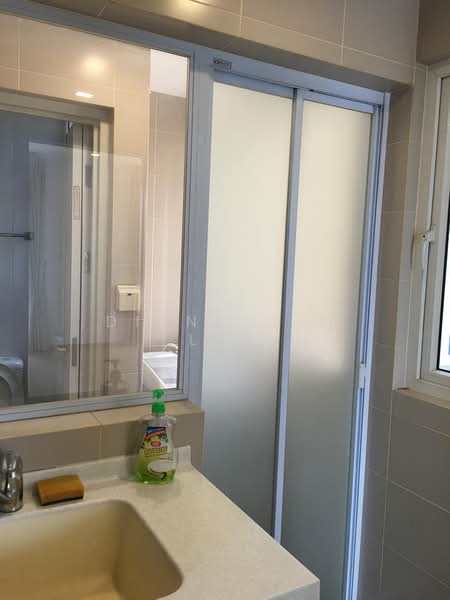Pristine Heights, 77 Mergui Road, 3 Bedrooms, 1,076 sqft, Apartment For Rent, by Diana C M Lim, 500176510 - Slide door kitchen leads to yard, toilet - PropertyGuru.com.sg