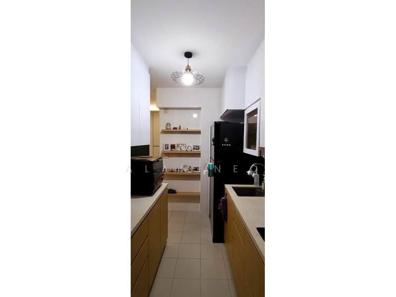63 Greentops @ Sims Place, 63 Sims Place, 2 Bedrooms, 731 sqft, HDB Flat For Sale, by Alan Neo, 500176516 - Kitchen - PropertyGuru.com.sg