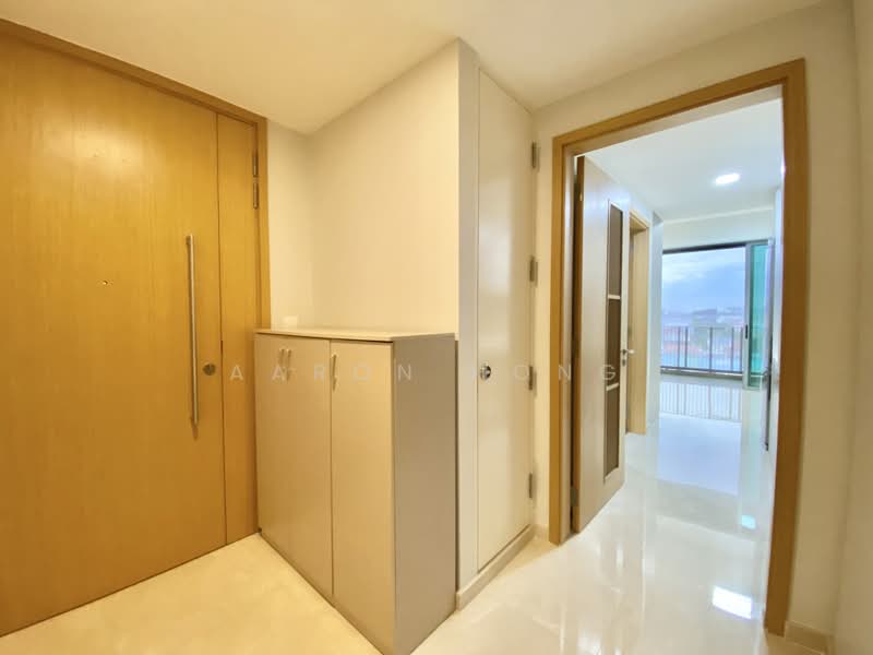 The Glades, 16 Bedok Rise, 4 Bedrooms, 1,378 sqft, Condominium For Sale, by Aaron Hong, 500176522 - Entrance - PropertyGuru.com.sg