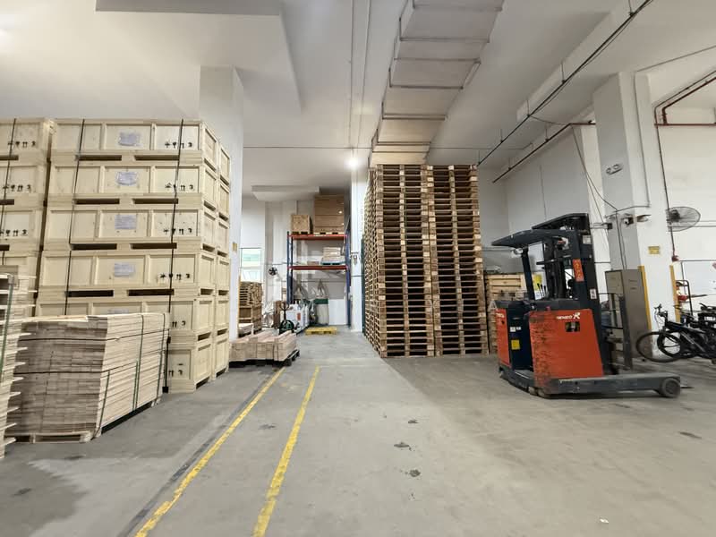 Tuas View warehouse/production space, Tuas view square, 12,125 sqft, Factory / Workshop (B2) For Rent, by Summer Xia, 500176526 - Interior - CommercialGuru.com.sg