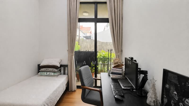 Tropika East, 5 Foo Kim Lin Road, 2 Bedrooms, 840 sqft, Condominium For Sale, by William Hong, 500176536 - Study - PropertyGuru.com.sg