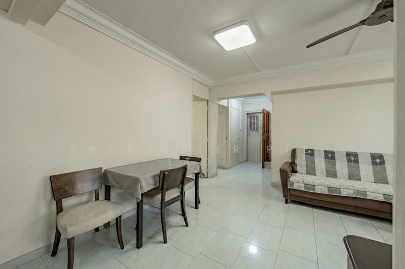 294 Choa Chu Kang Avenue 2, 294 Choa Chu Kang Avenue 2, 3 Bedrooms, 1,119 sqft, HDB Flat For Sale, by ADNIX LIU, 500176537 - Living Room - PropertyGuru.com.sg