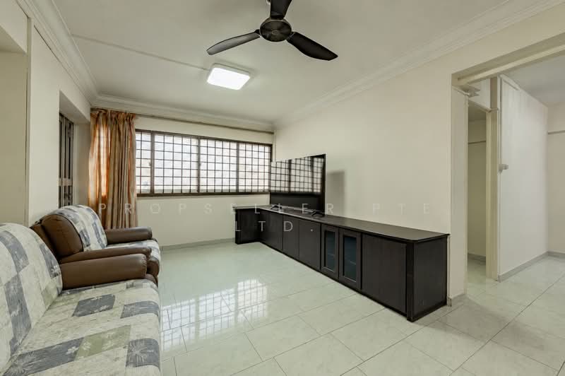 294 Choa Chu Kang Avenue 2, 294 Choa Chu Kang Avenue 2, 3 Bedrooms, 1,119 sqft, HDB Flat For Sale, by ADNIX LIU, 500176537 - Living Room - PropertyGuru.com.sg
