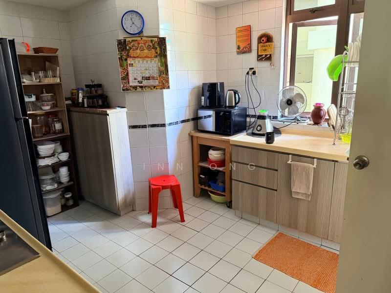 The Tanamera, 5 Tanah Merah Kechil Road, 3 Bedrooms, 1,342 sqft, Condominium For Rent, by Ginn Ong, 500176538 - Kitchen - PropertyGuru.com.sg