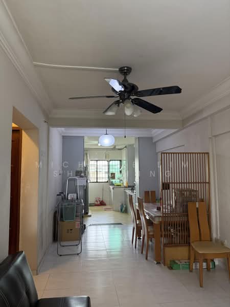 146 Jalan Bukit Merah, 146 Jalan Bukit Merah, 2 Bedrooms, 721 sqft, HDB Flat For Sale, by Michelle Lim Shu Ching, 500176553 - Living Room - PropertyGuru.com.sg