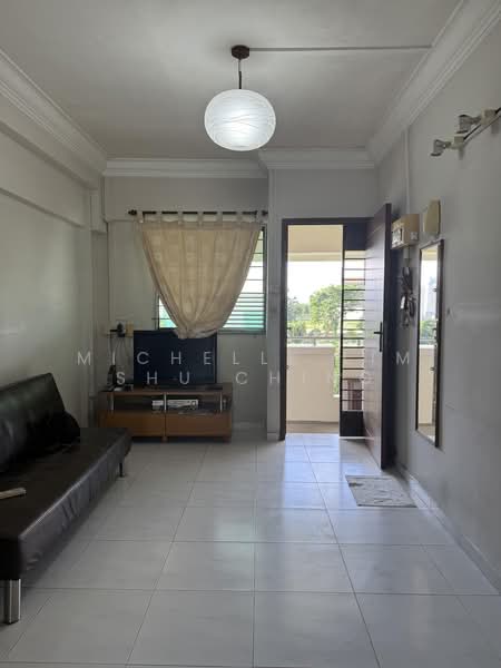 146 Jalan Bukit Merah, 146 Jalan Bukit Merah, 2 Bedrooms, 721 sqft, HDB Flat For Sale, by Michelle Lim Shu Ching, 500176553 - Living Room - PropertyGuru.com.sg