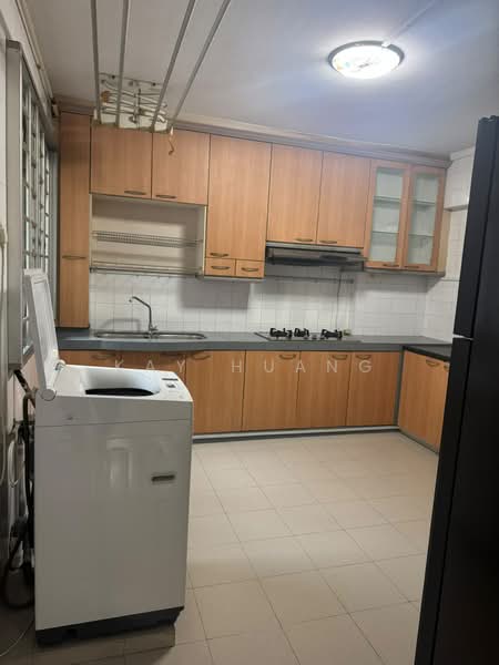 628 Pasir Ris Drive 3, 628 Pasir Ris Drive 3, 3 Bedrooms, 1,291 sqft, HDB Flat For Rent, by Kay Huang, 500176561 - Kitchen - PropertyGuru.com.sg