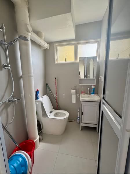 649 Ang Mo Kio Avenue 5, 649 Ang Mo Kio Avenue 5, 1 Bedroom, , HDB Flat For Rent, by Evonne Seow, 500176562 - PropertyGuru.com.sg