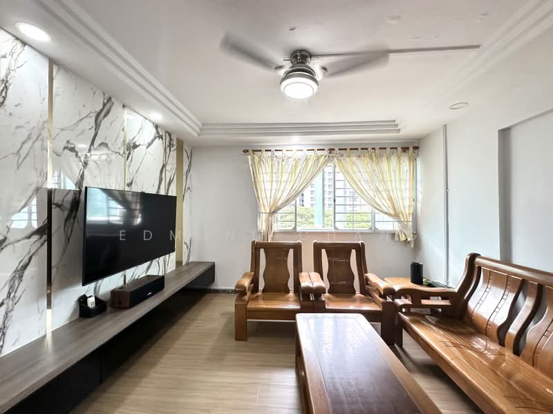 72 Bedok South Avenue 3, 72 Bedok South Avenue 3, 3 Bedrooms, 1,324 sqft, HDB Flat For Sale, by Edmund Chang, 500176569 - Living Room - PropertyGuru.com.sg