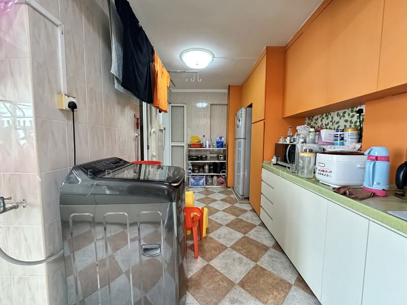 72 Bedok South Avenue 3, 72 Bedok South Avenue 3, 3 Bedrooms, 1,324 sqft, HDB Flat For Sale, by Edmund Chang, 500176569 - Kitchen - PropertyGuru.com.sg