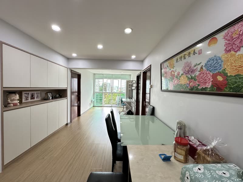 72 Bedok South Avenue 3, 72 Bedok South Avenue 3, 3 Bedrooms, 1,324 sqft, HDB Flat For Sale, by Edmund Chang, 500176569 - Living Room - PropertyGuru.com.sg