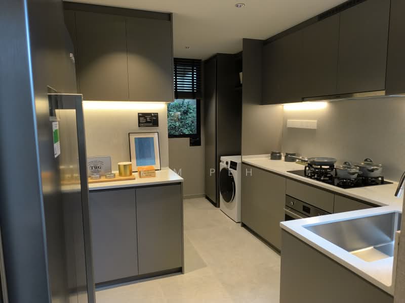 Springleaf Residence, 811 Upper Thomson Road, 5 Bedrooms, 1,453 sqft, Condominium For Sale, by Kim Peh, 500176593 - PropertyGuru.com.sg