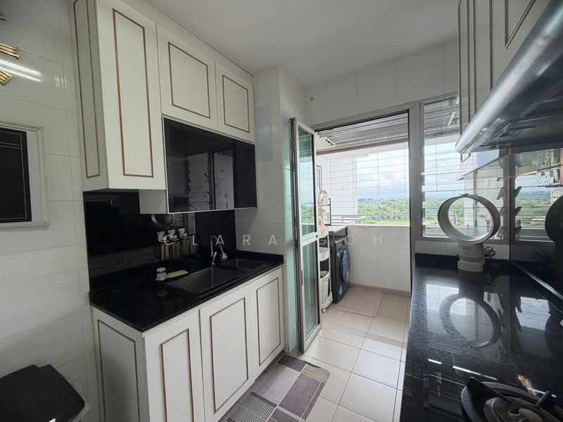 450A Sengkang West Way, 450A Sengkang West Way, 3 Bedrooms, 990 sqft, HDB Flat For Sale, by Clara Goh, 500176596 - Kitchen - PropertyGuru.com.sg