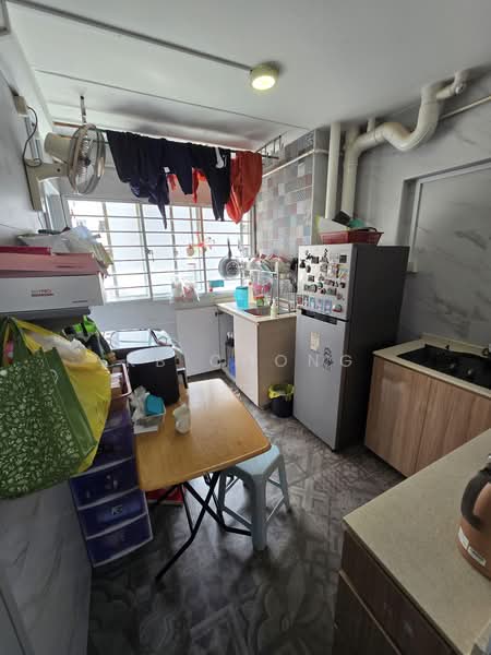 818 Tampines Street 81, 818 Tampines Street 81, 2 Bedrooms, 786 sqft, HDB Flat For Sale, by KB Chong, 500176599 - Kitchen - PropertyGuru.com.sg