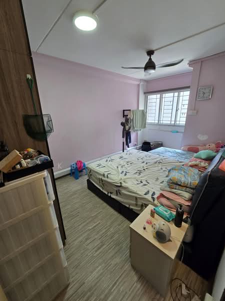 818 Tampines Street 81, 818 Tampines Street 81, 2 Bedrooms, 786 sqft, HDB Flat For Sale, by KB Chong, 500176599 - Bedroom - PropertyGuru.com.sg