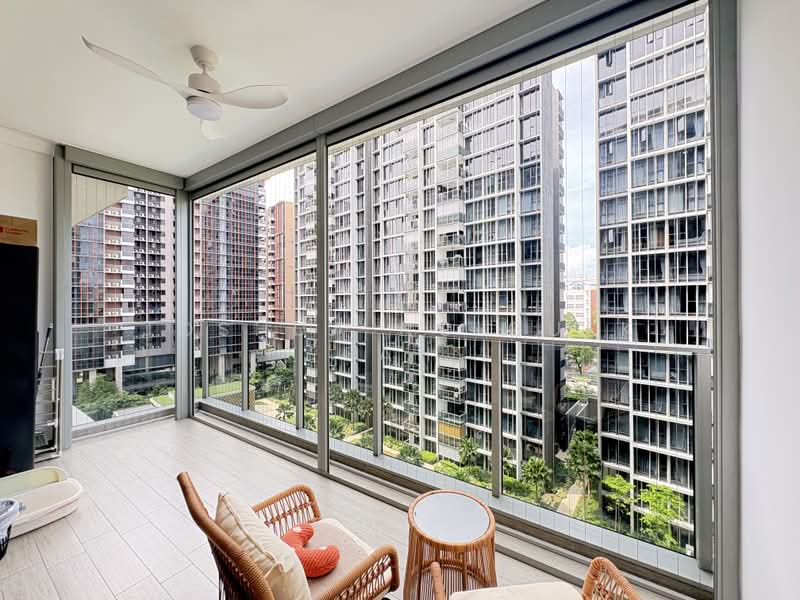 Penrose, 20 Sims Drive, 4 Bedrooms, 1,389 sqft, Condominium For Rent, by Joshua Ng Guek Fah, 500176606 - Balcony - PropertyGuru.com.sg