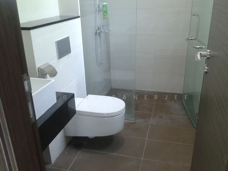 ROOM WITH ATTACHED BATHROOM, LORONG MYDIN, Room Rental, 155 sqft, Semi-Detached House For Rent, by Shibani Banerjee, 500176610 - Bathroom - PropertyGuru.com.sg