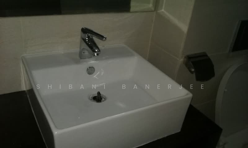 ROOM WITH ATTACHED BATHROOM, LORONG MYDIN, Room Rental, 155 sqft, Semi-Detached House For Rent, by Shibani Banerjee, 500176610 - Bathroom - PropertyGuru.com.sg