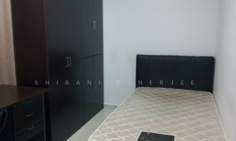 ROOM WITH ATTACHED BATHROOM, LORONG MYDIN, Room Rental, 155 sqft, Semi-Detached House For Rent, by Shibani Banerjee, 500176610 - Bedroom - PropertyGuru.com.sg