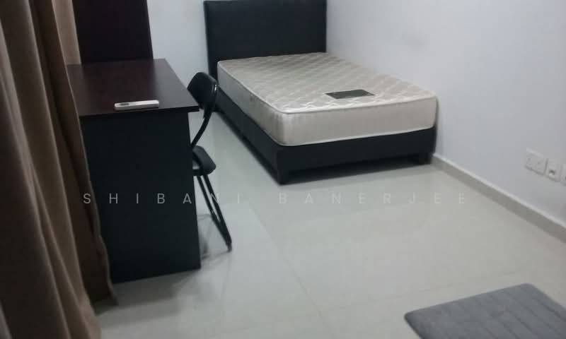 ROOM WITH ATTACHED BATHROOM, LORONG MYDIN, Room Rental, 155 sqft, Semi-Detached House For Rent, by Shibani Banerjee, 500176610 - Bedroom - PropertyGuru.com.sg