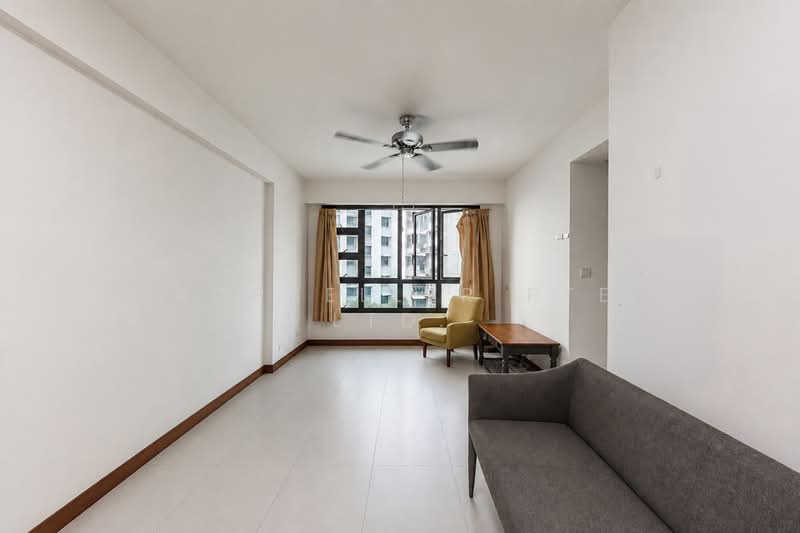 335A Yishun Riverwalk, 335A Yishun Street 31, 3 Bedrooms, 721 sqft, HDB Flat For Sale, by Gina Tow, 500176623 - Living Room - PropertyGuru.com.sg