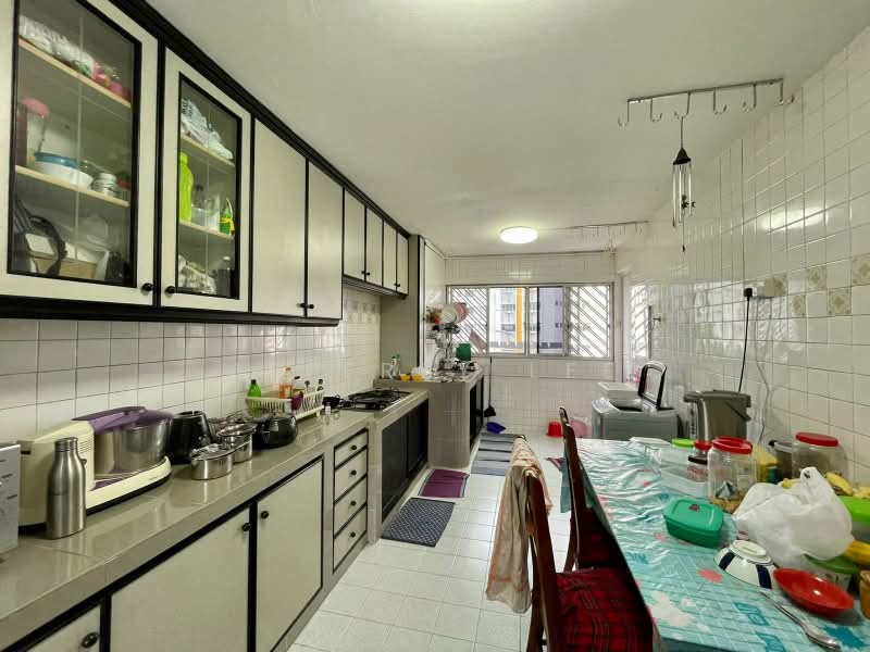 182 Ang Mo Kio Avenue 5, 182 Ang Mo Kio Avenue 5, 2 Bedrooms, 732 sqft, HDB Flat For Rent, by Jeffrey Lee, 500176635 - Kitchen - PropertyGuru.com.sg