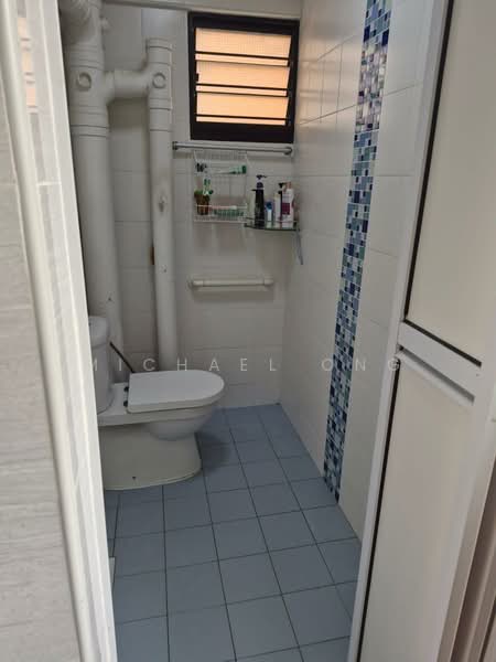 760 Yishun Street 72, 760 Yishun Street 72, Room Rental, 100 sqft, HDB Flat For Rent, by Michael Ong, 500176638 - Bathroom - PropertyGuru.com.sg